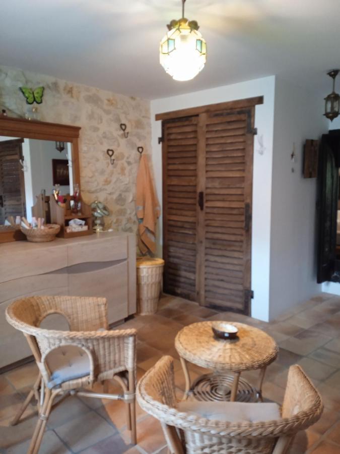 Bed & Breakfast Chez Karine Ceyzerieu